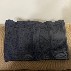 Maidenform Black Textured Waist Cincher